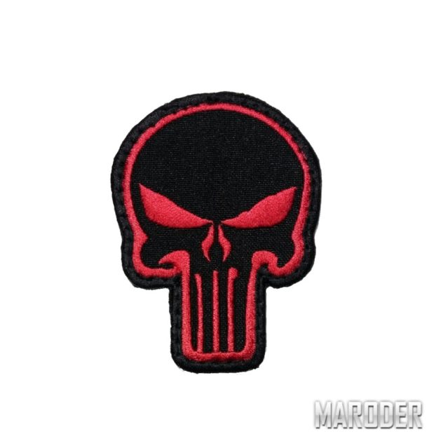 Нашивка череп каратель Punisher красно-черный